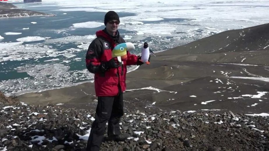 Jak se daří Duháčkovi a vědcům na Antarktidě