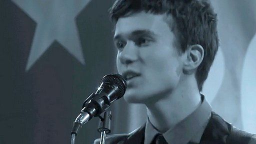 Seriálová verze klipu School Beauty Queen