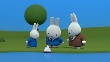 Miffy a lodička