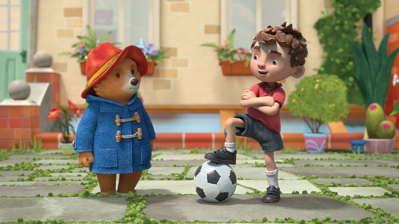 Paddington hraje fotbal