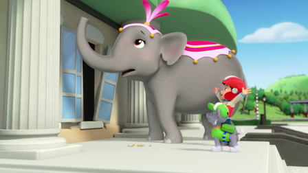 Tlapky zachraňují cirkus / Tlapky a slepičí úlet