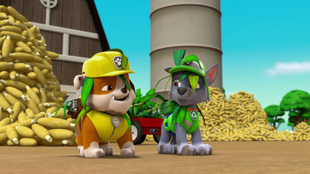 Tlapky zachraňují talentovou soutěž / Tlapky zachraňují kukuřici