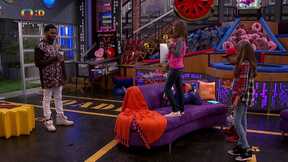 18/25 Žraločí exploze