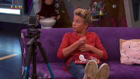 15/20 Wingsuit a raketové boty