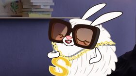 42/52 Královská influencerka