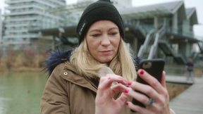 Digitální štěstí - nebezpečí kliků a lajků