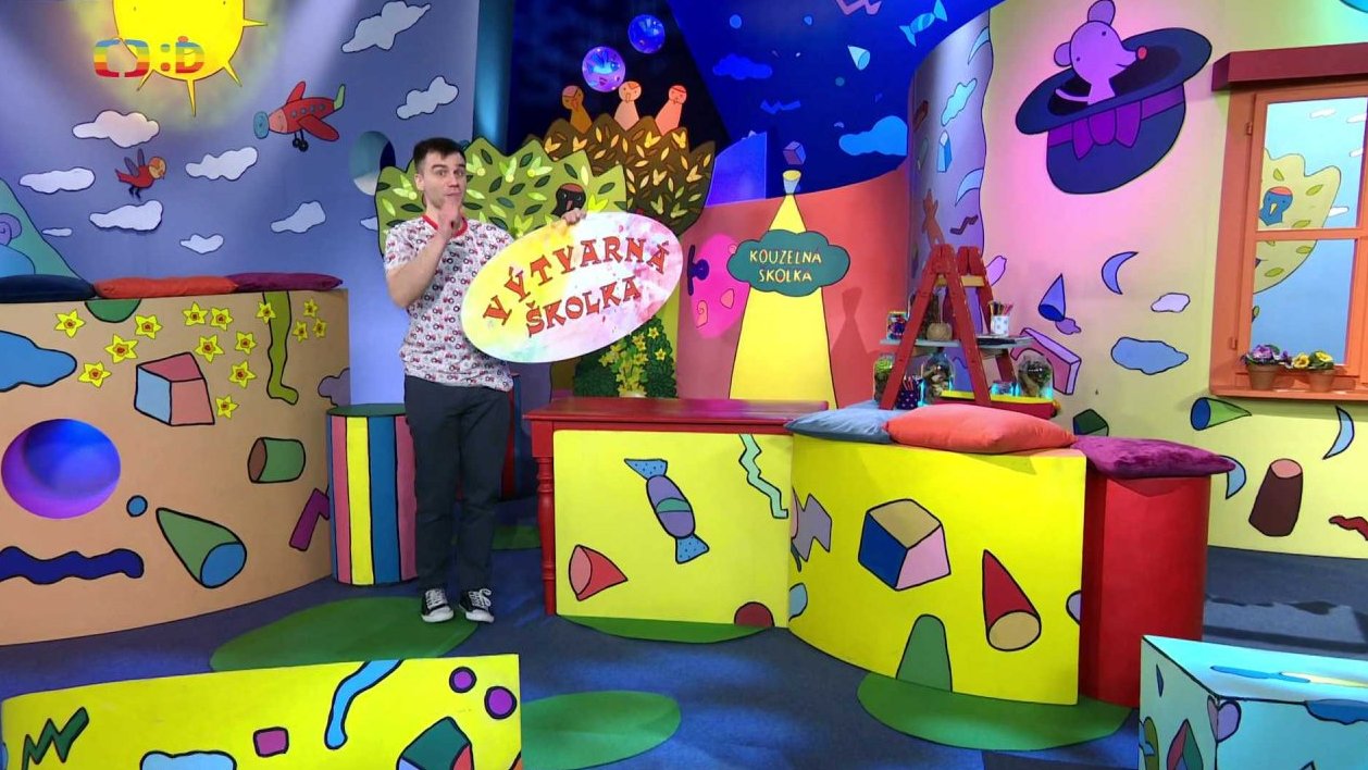Matouš místo Majdy přichází do výtvarné školky a pokusí se tvořit…