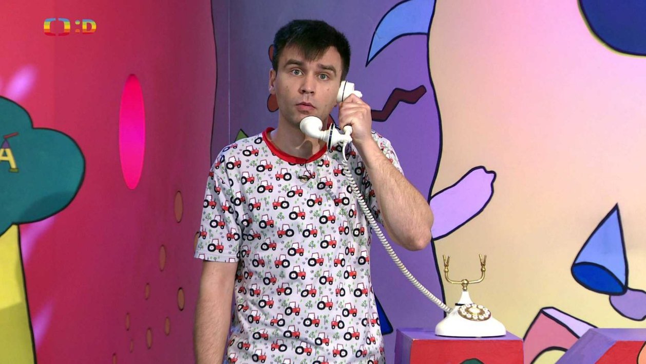 Do školky volá Sněhurka a prosí o pomoc. Ztratil se jí nejmenší trpaslík Šmudla. Maty a Fany vyrážejí...