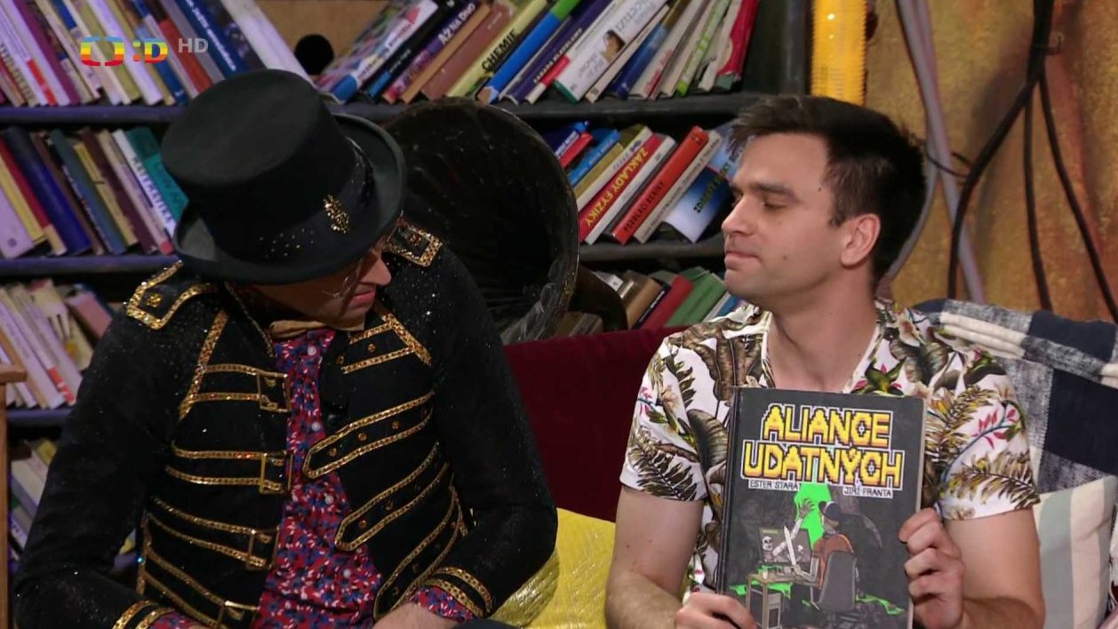 Tý Yova knihovna: Aliance udatných, Ester Stará