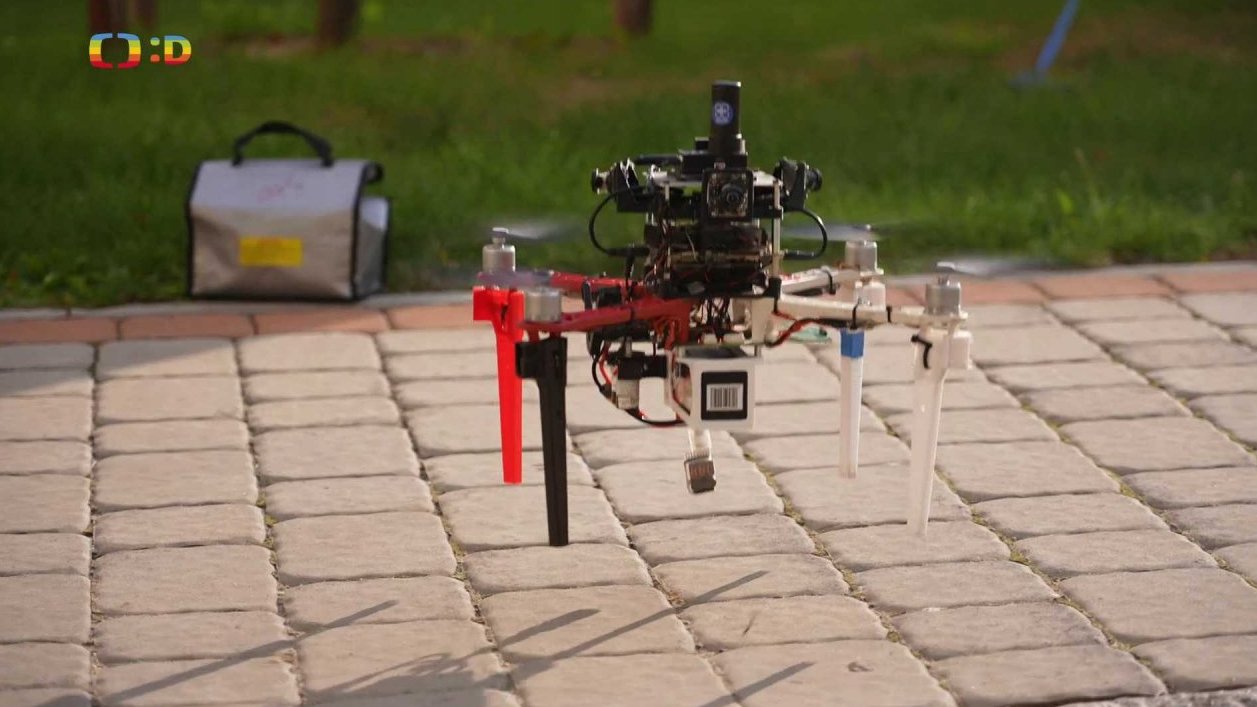 Technika: Inteligentní drony