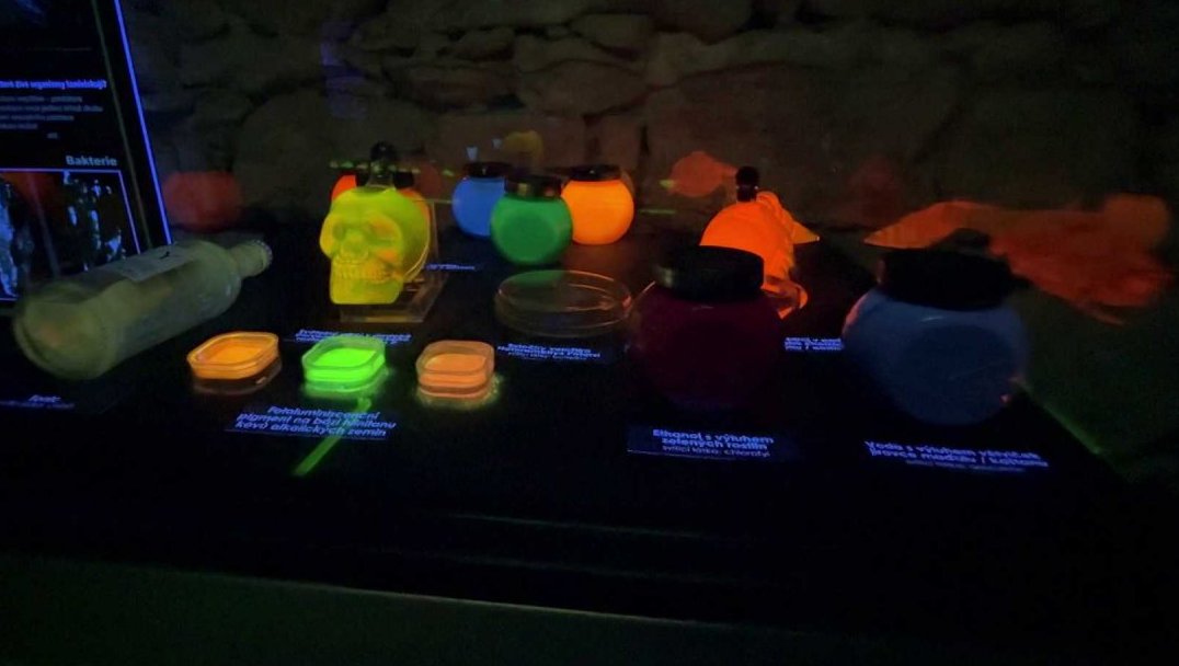 Fascinující svět luminiscence v Turnově