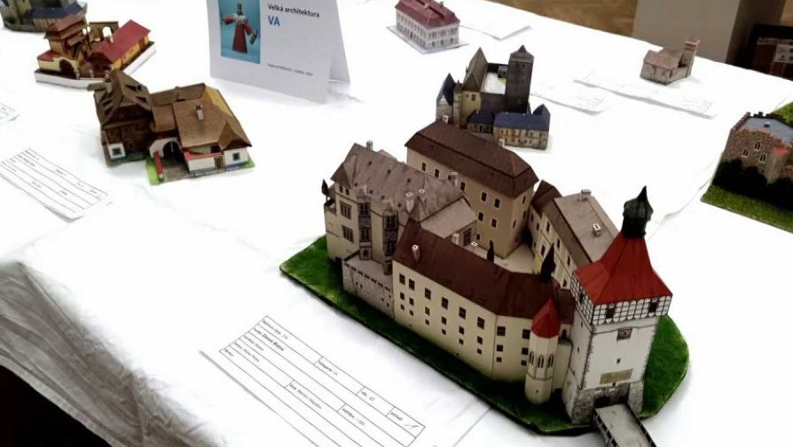 Papírové království