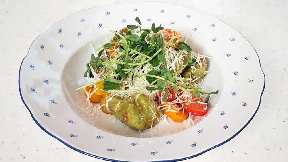 recept - Hráškové noky s rajčaty a parmazánem