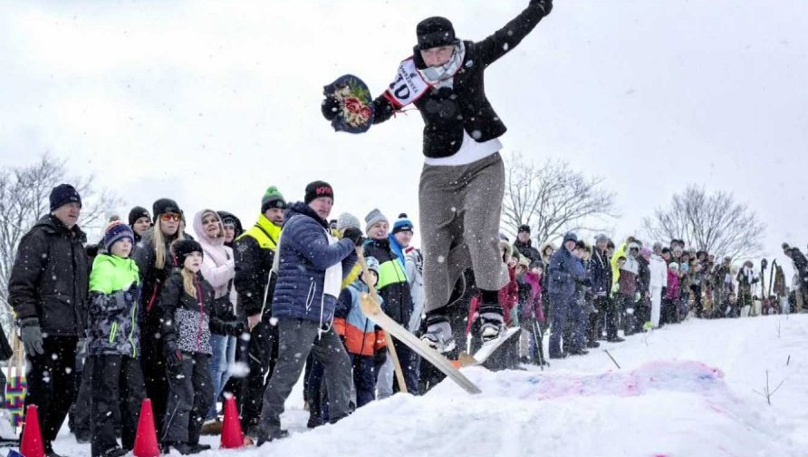 Lyžníci ve Smržovce