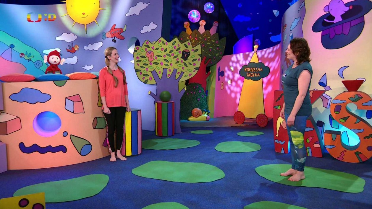 Jógové cvičení s Hankou. Dnes cvičíme - poupě, kolíbku a semínko…