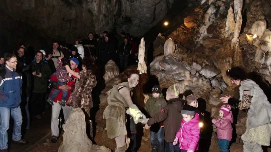 Velikonoce s neandrtálci