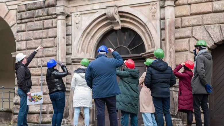 Po stopách ztraceného pokladu