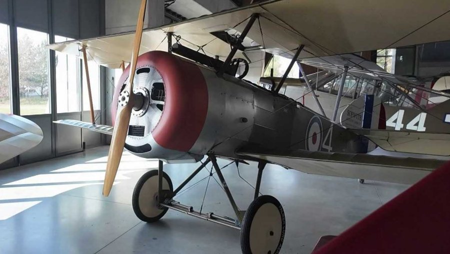 Letecké muzeum Metoděje Vlacha