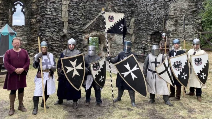 Noc hradních kaplí na Bezdězu