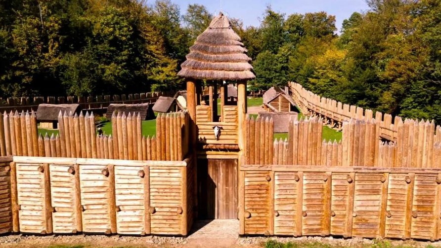 Tajemství hradiště Chotěbuz