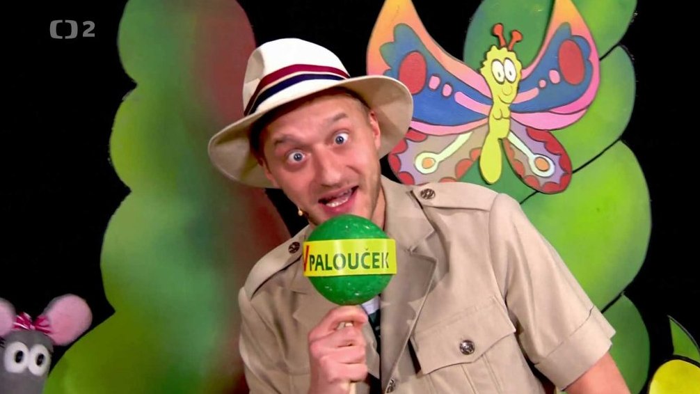 Žán Pól Polapil jako reportér natáčí rekordmany v pojídání sýrů - Tryskomyšky. Muf to vidí v TV, rozhodne se pro Muformuli.