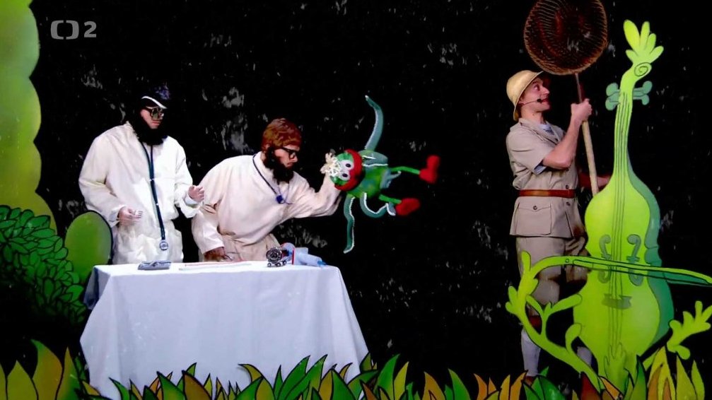 Mufikanti Filip s Tomášem vystupují jako vědci a zkoumají chobotnici Mufánka. Během jejich zpěvu se Mufochobotnice dá do tance a oba kluci tančí s ním. Píseň Chobotnice.