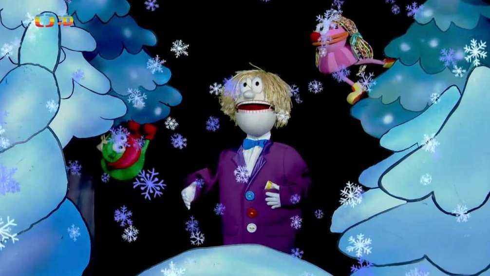 Hary sní o bílých vánocích - a začne sněžit! Fámula, Muf i Hary se radují.