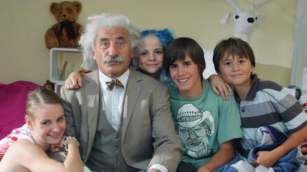 Špačkovi v síti času